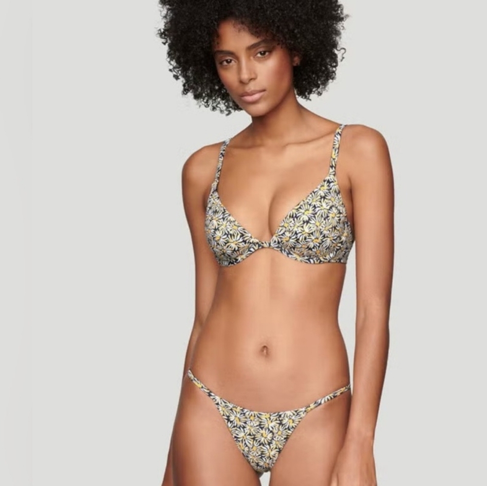 NWT Cuup Daisy Bikini Top And Bottom Set